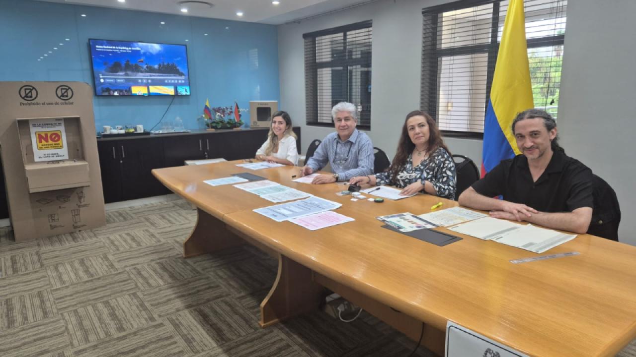 Desde Pretoria, se abren las urnas para las elecciones del Congreso de la República 2026